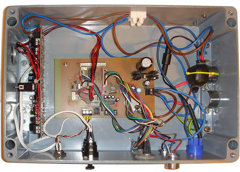 Datei:Rt-control-box open.JPG