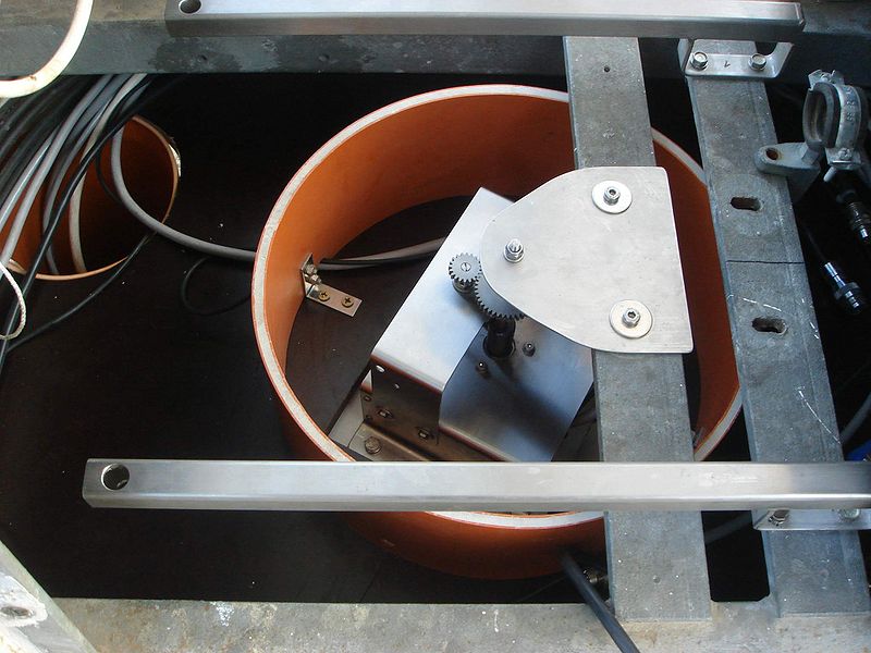 Datei:Rt-base inside2.JPG